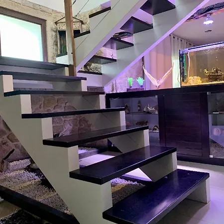 Raices. Agradable Casa Con Piscina Baiona