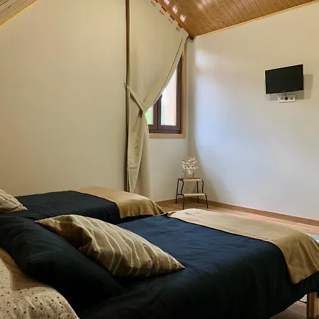 Raices. Agradable Casa Con Piscina * Baiona