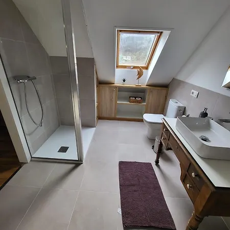 Raices. Agradable Casa Con Piscina Villa *