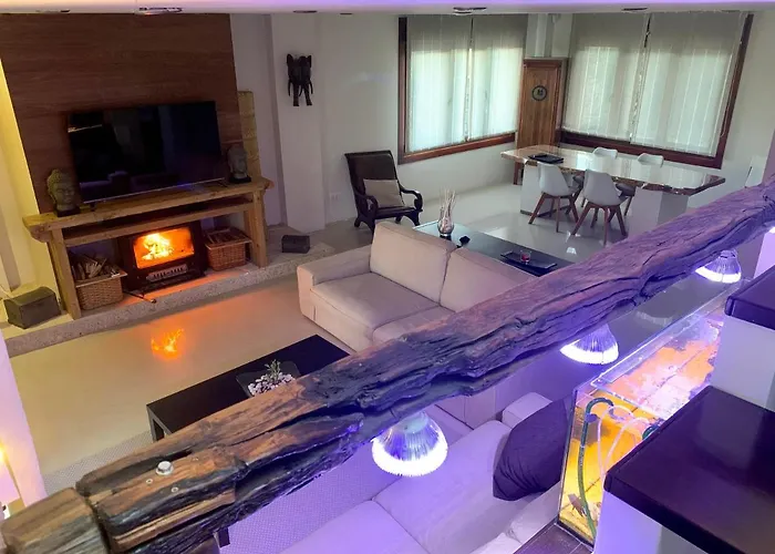 Villa Raices. Agradable Casa Con Piscina Baiona