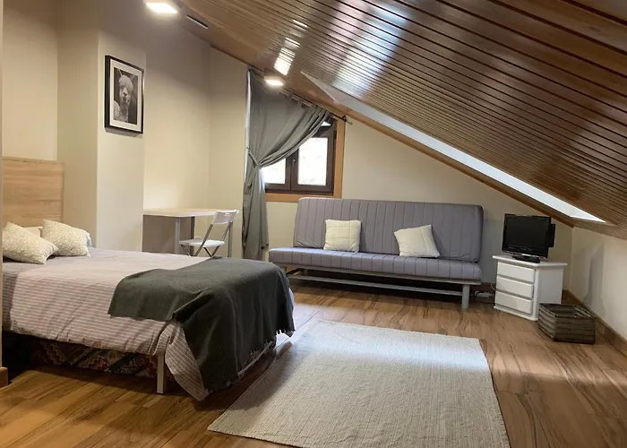 Vila Raices. Agradable Casa Con Piscina Baiona