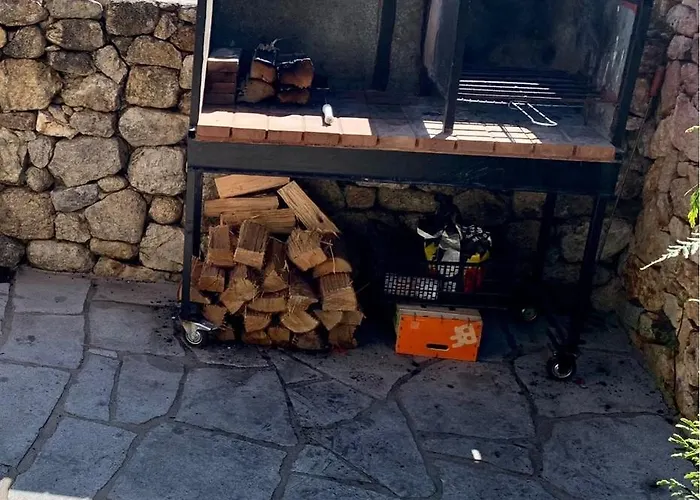 Raices. Agradable Casa Con Piscina Villa